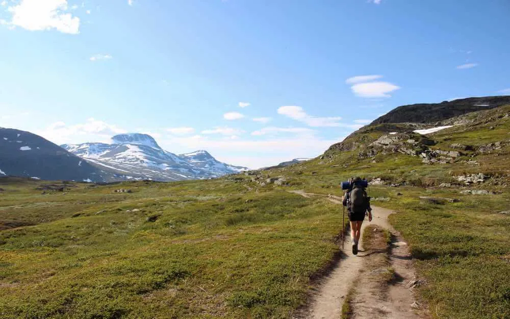 När på året du bestiger Kebnekaise påverkar både kostnad och upplevelse